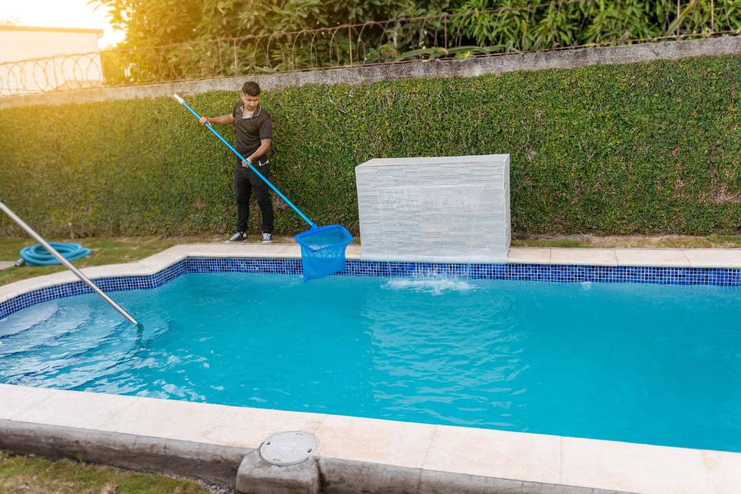 How to Choose the Right Pool Cleaning Service for Your Scottsdale Home